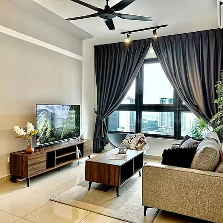 M Vertica Kl City Modern By Veridian Suites